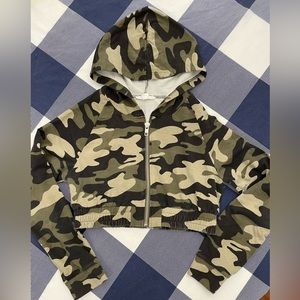 SWS Cropped Camo Zip-up